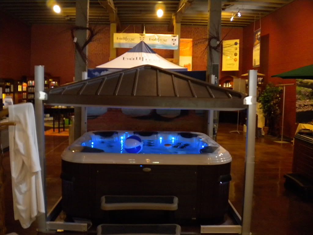 Bullfrog Hot Tubs Displays The New Cabana Escape... An Innovative
